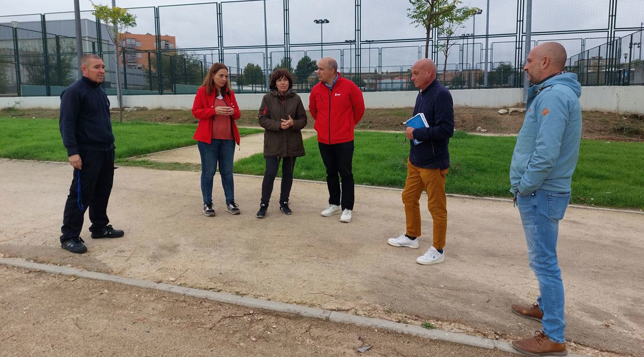 Visita de la alcaldesa de Getafe a las obras del Polideportivo Juan de la Cierva.