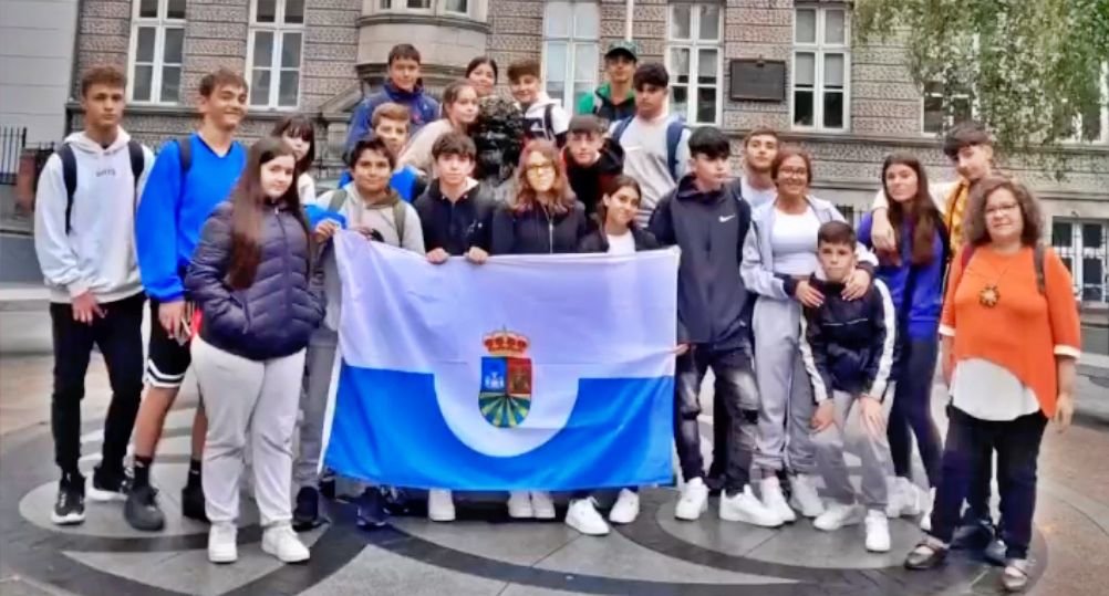 Un grupo de jóvenes de Fuenlabrada en viaje por Europa