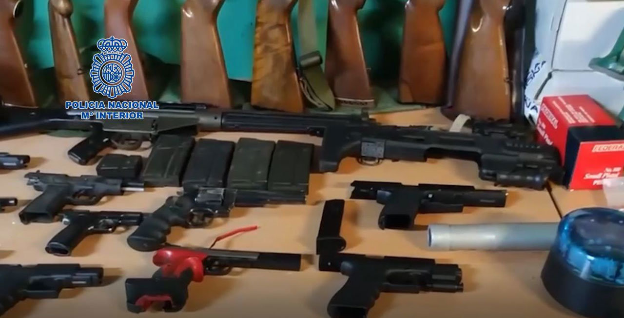 Armas incautadas por la Policía Nacional en uno de los registros realizados