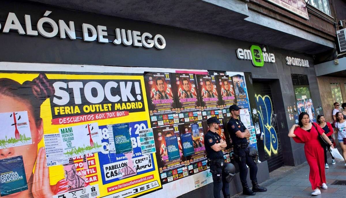 Se refuerza en Madrid la vigilancia sobre los salones de juego | Imagen: elconfidencial