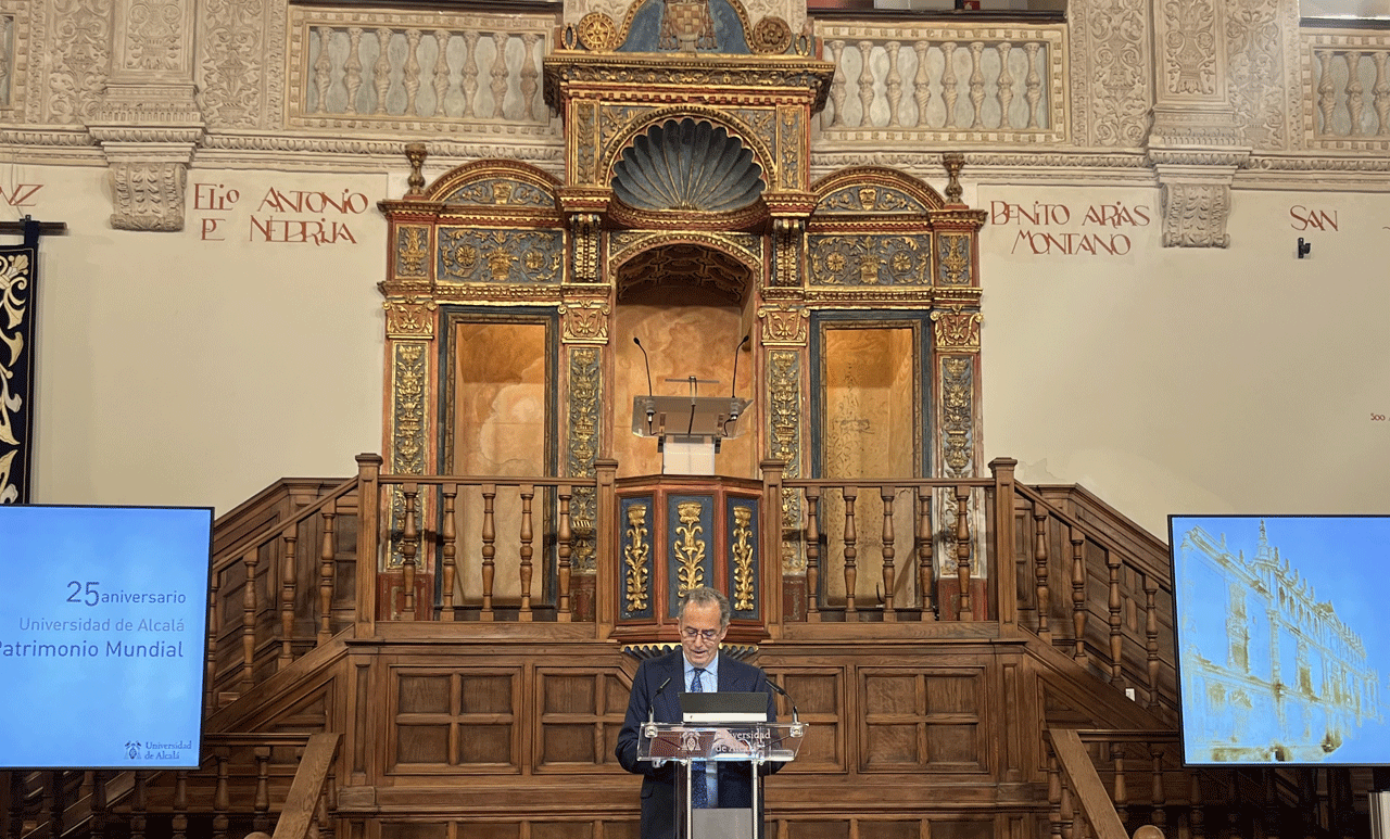 El consejero Ossorio en su intervención en el Paraninfo de la Universidad de Alcalá de Henares