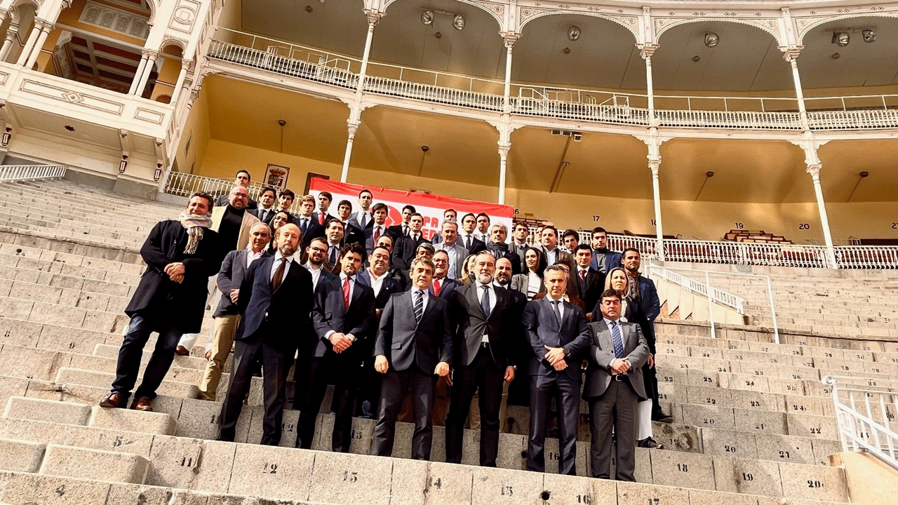 Imagen de los participantes de la 3ª edición de la Copa Chenel de Toros