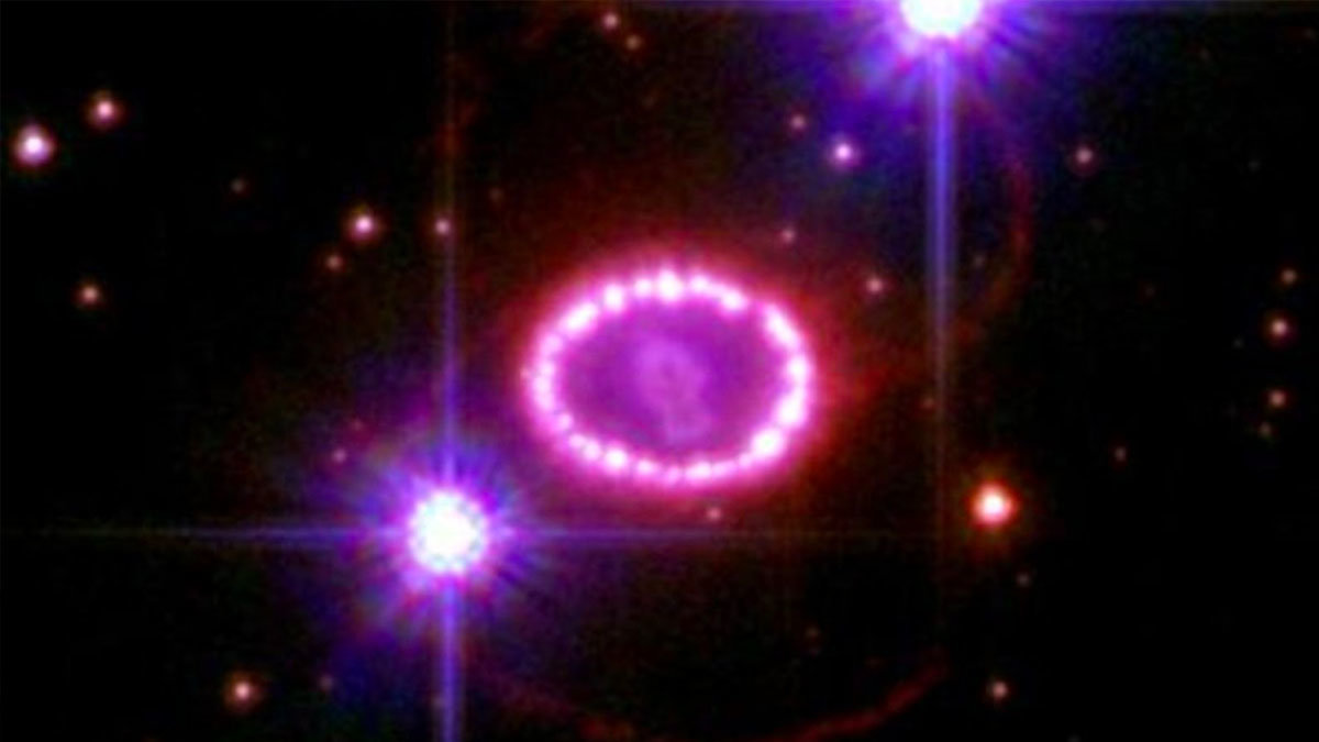 Cuando una estrella muere, su explosión se conoce como "supernova"