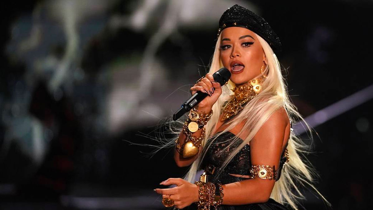 Rita Ora es una de las artistas invitadas a actuar durante las semifinales de Eurovisión 2023
