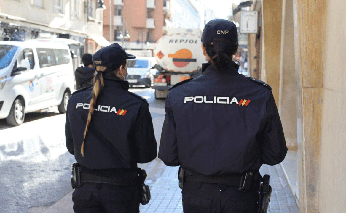 Agentes de Polic&iacute;a Nacional  | Archivo