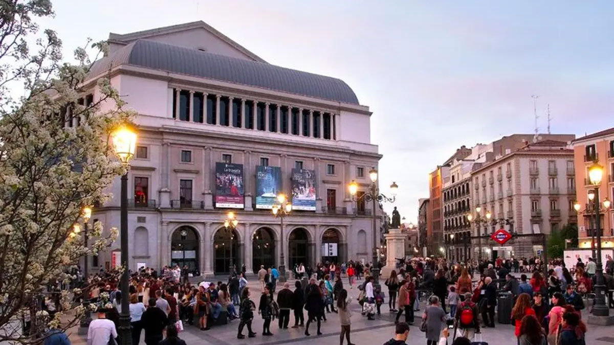 El Teatro Real de Madrid contará con representaciones al aire libre para el público de la ciudad