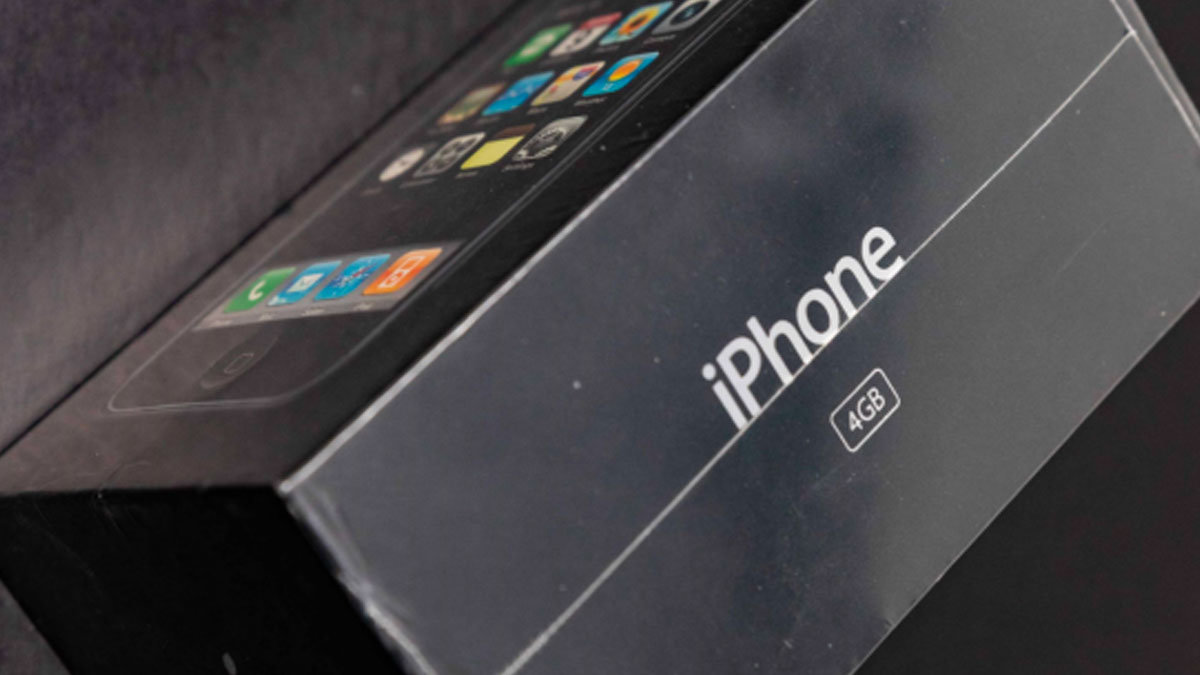 El iPhone subastado alcanzó los 190.000 euros, estaba precintado y sin abrir