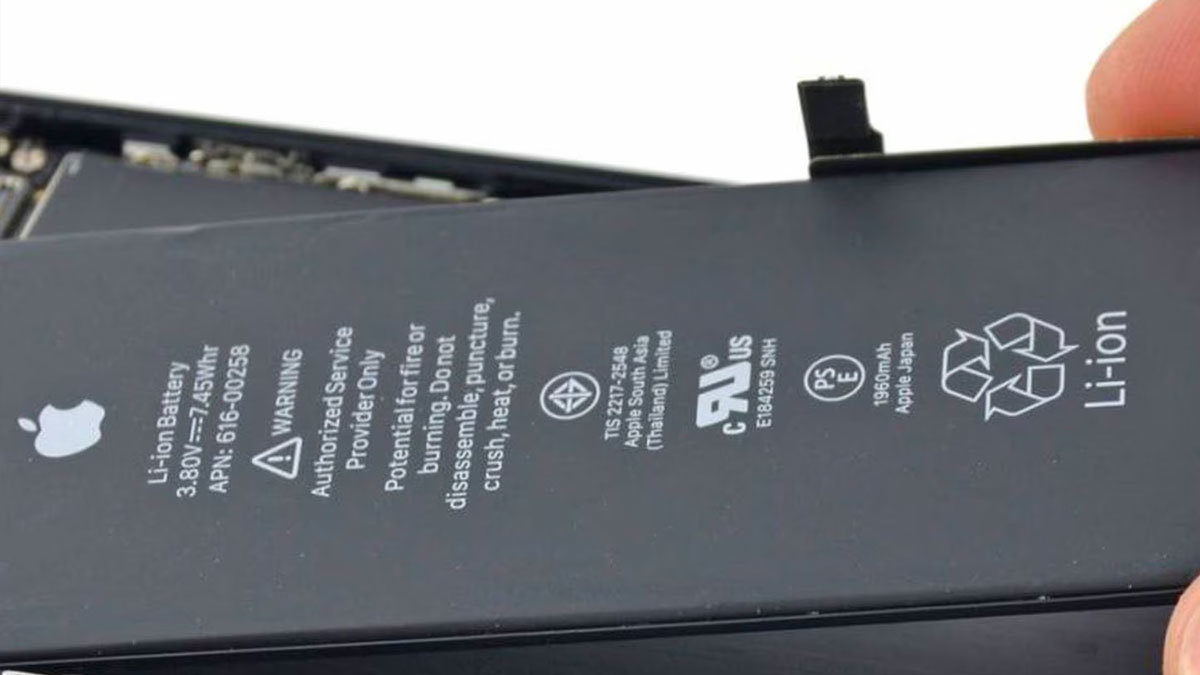 Apple decide no seguir la normativa europea de cambio en sus baterías de móviles