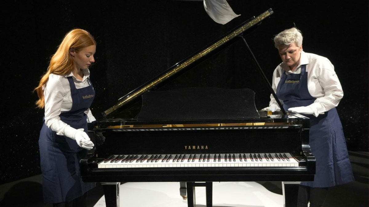 El piano de Freddy Mercury sale a subasta este mes de agosto por un precio base de 2.5 millones de euros