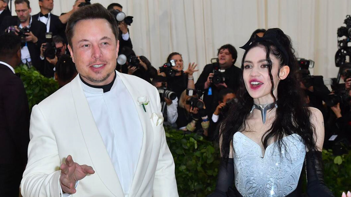 El multimillonario Elon Musk y la cantante Grimes dan al bienvenida a un tercer hijo en común