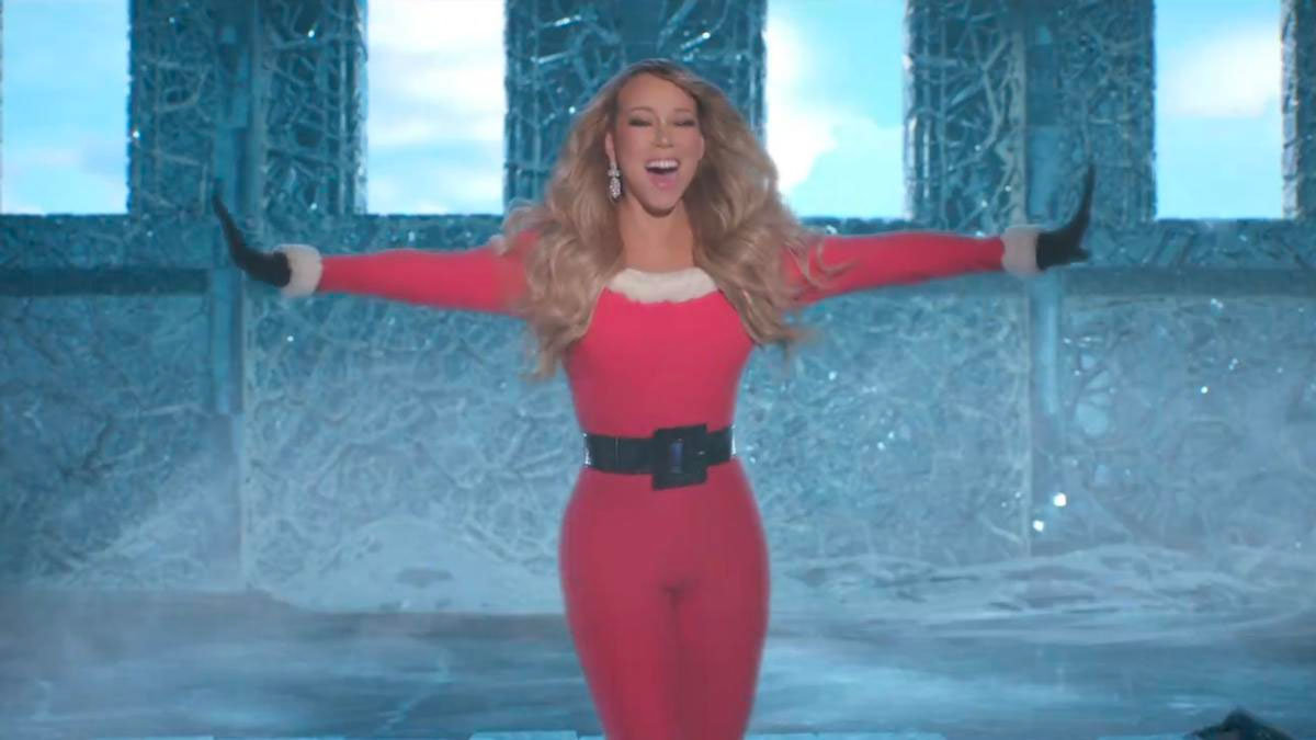 No es Navidad sin Mariah Carey, y ella lo sabe