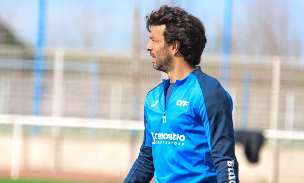 Fer Ruiz en un entrenamiento del equipo | CF Fuenlabrada