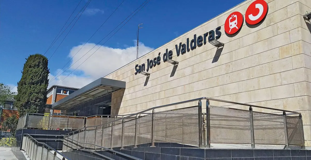 Estaci&oacute;n de San Jos&eacute; de Valderas en la linea C5 (Alcorc&oacute;n)