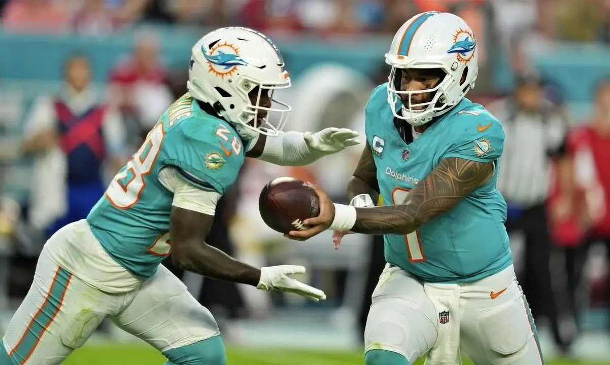 Miami Dolphins disputar&aacute; por primera vez un partido oficial de la NFL en el estadio Santiago Bernabeu de Madrid | Foto: AP Rebecca Blackwell