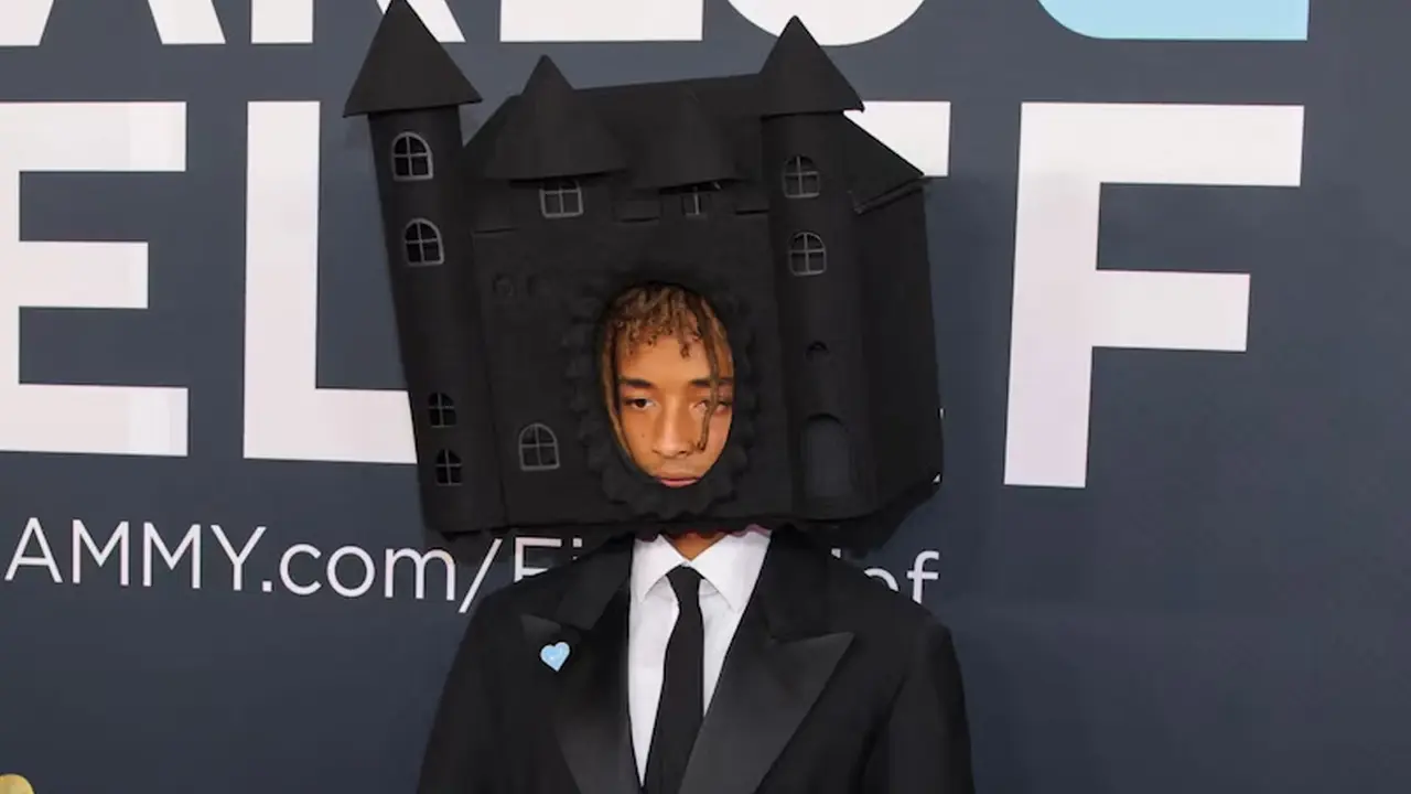 Jaden Smith luciendo el tocado de ABODI | REUTERS