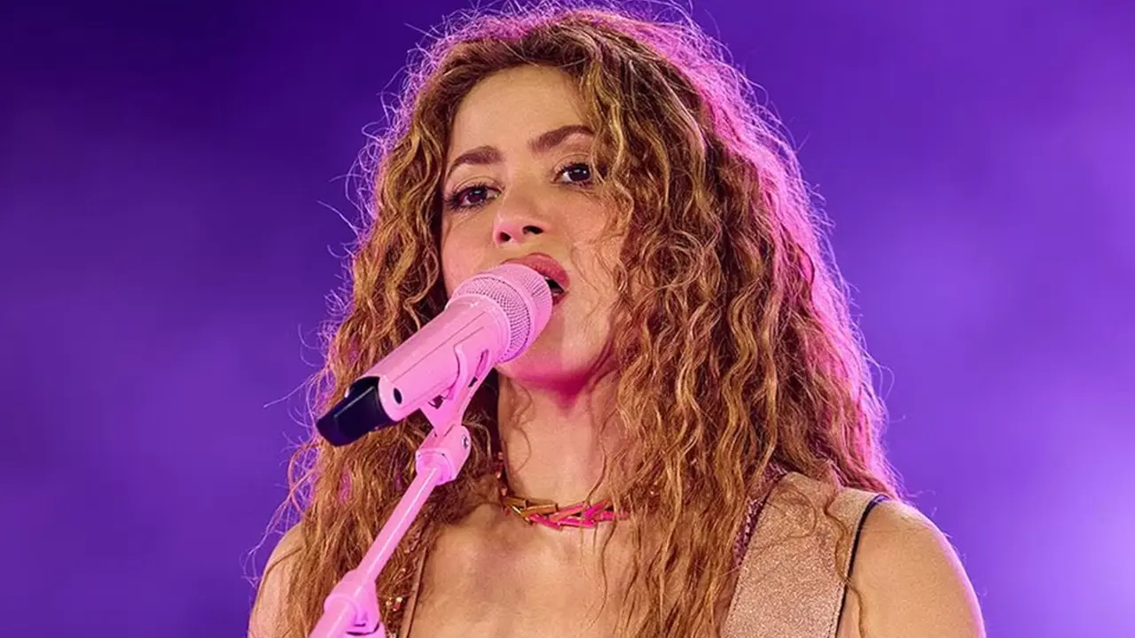 Shakira en una actuaci&oacute;n | Instagram