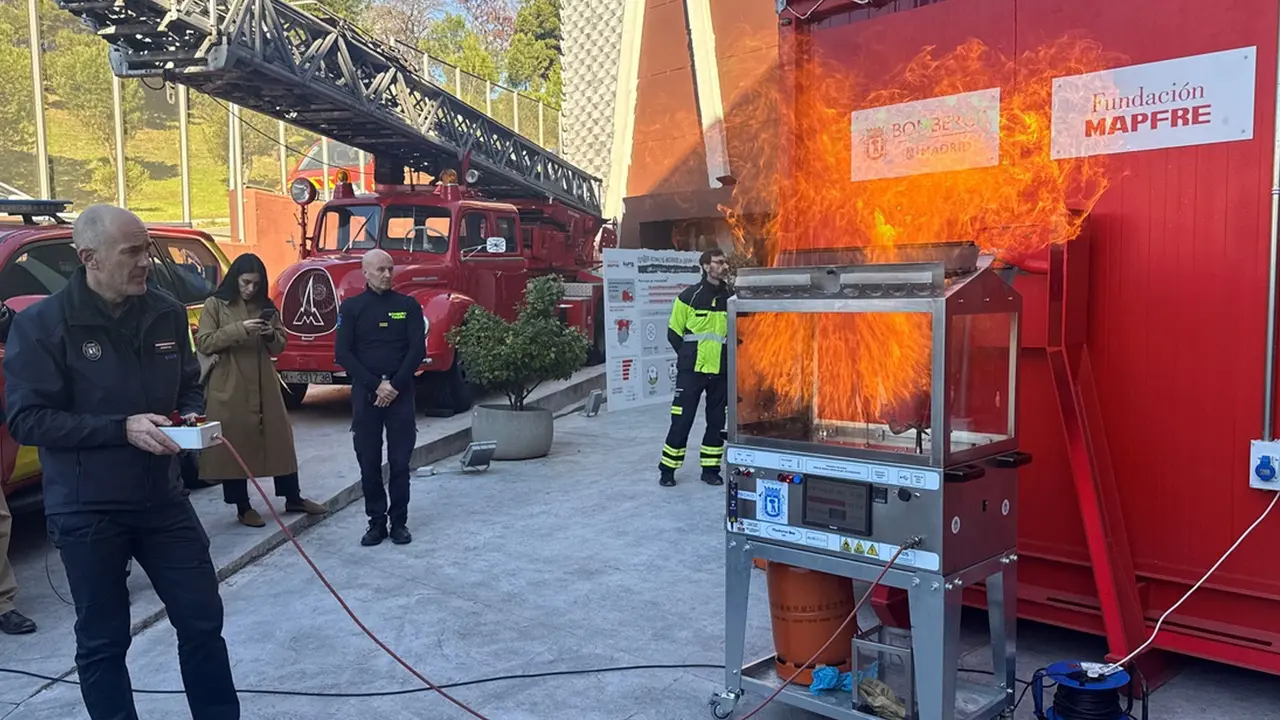Simulacro de incendio en un domicilio | CAM