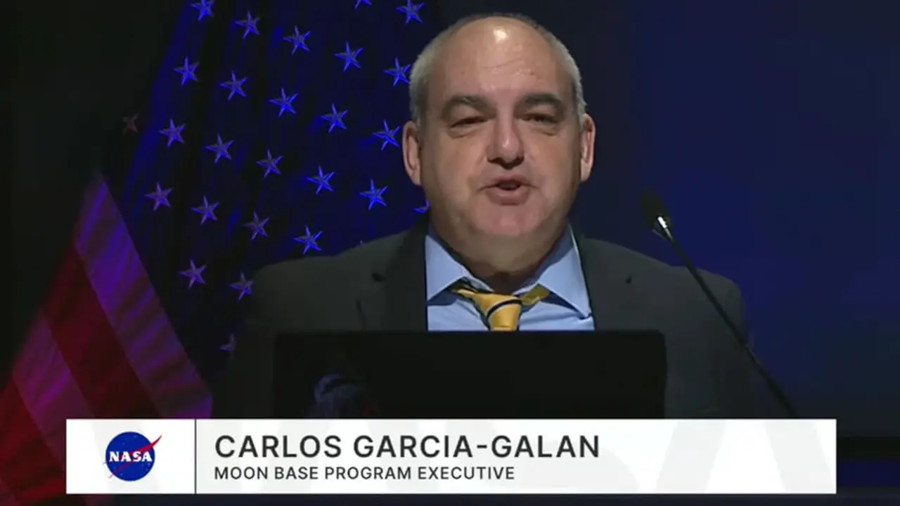 El ingeniero espa&ntilde;ol Carlos Garc&iacute;a-Gal&aacute;n | NASA