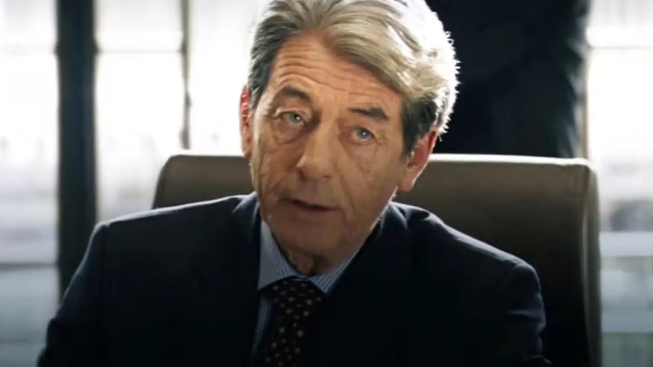 John Nolan en 'Batman Begins'
