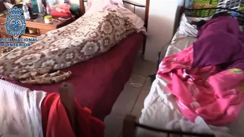 El convenio busca a ayudar a mujeres en la prostituci&oacute;n a reinsertarse en la sociedad | CNP (Archivo)