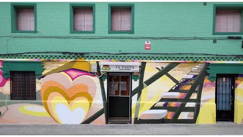 Fachada del comedor social 'La Casita' en la calle Constituci&oacute;n de Fuenlabrada | Fn