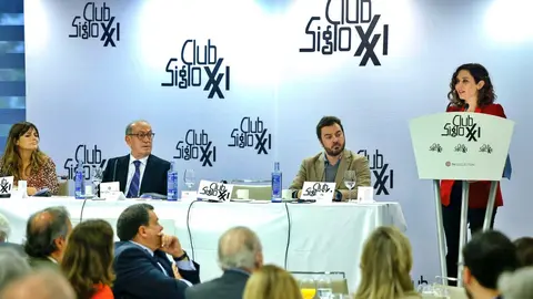 Isabel D&iacute;az Ayuso en el desayuno del Club Siglo XXI