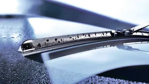 Consejos para cambiar el limpiaparabrisas del coche