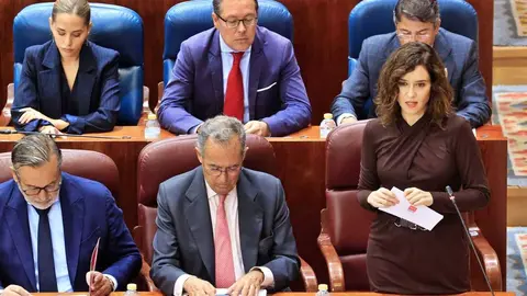 Isabel D&iacute;az Ayuso en la Asamblea de Madrid junto a su equipo de gobierno