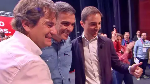 Javier Ayala, Pedro S&aacute;nchez y Ju&aacute;n Lobato en el Teatro Tom&aacute;s y Valiente de Fuenlabrada
