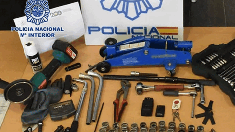 Material incautado a la pareja que, presuntamente, robaba llantas de ruedas de veh&iacute;culos de alta gama