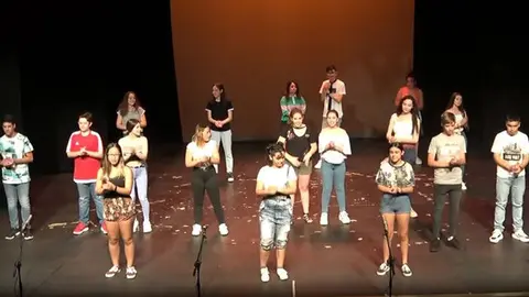 Imagen de componentes de la Escuela de Teatro de Parla