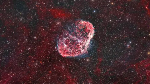 El James Webb recibe un reflejo de una galaxia lejana igual que nuestra V&iacute;a L&aacute;ctea