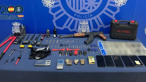 Imagen del material incautado por Polic&iacute;a Nacional