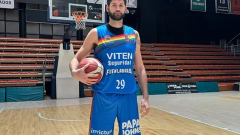 Imagen del jugador 'Pato' Garino con la equipaci&oacute;n de este pr&oacute;ximo s&aacute;bado