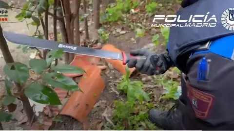 Imagen del machete encontrado por la Polic&iacute;a Municipal