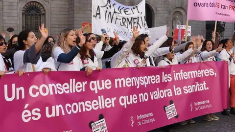 Enfermeras catalanas en manifestación
