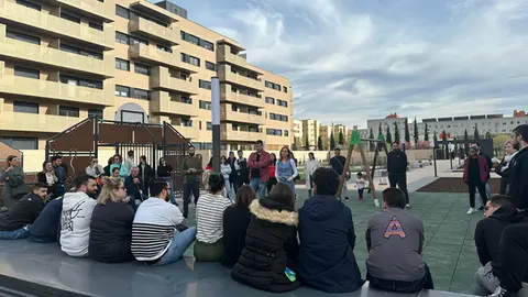 Momento de la reuni&oacute;n de la alcaldesa de Alcorc&oacute;n con los vecinos.