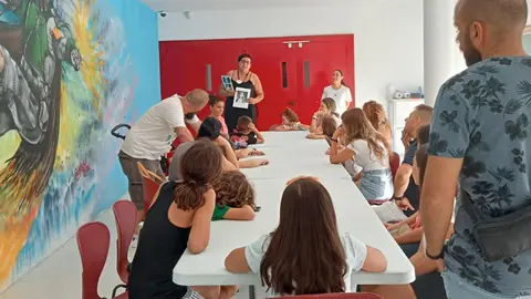 Imagen de uno de los talleres de Infancia en el CEART