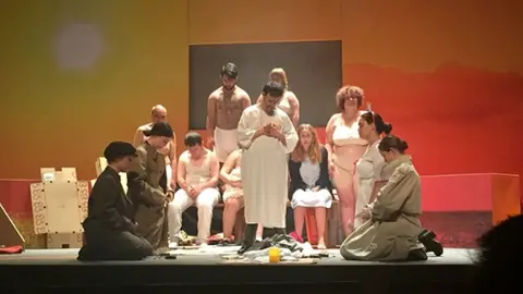 Representaci&oacute;n de &laquo;Gandula&raquo; en el Teatro Josep Carreras de Fuenlabrada. Foto: Fundaci&oacute;n AM&Aacute;S.