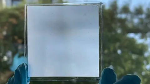 El metamaterial que es mejor que el vidrio