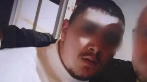 Imagen de uno de los presuntos autores del asesinato de Borja Villac&iacute;s.
