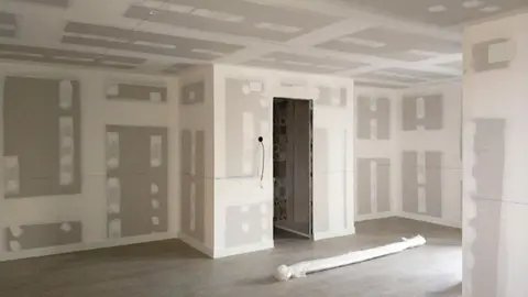 Imagen de un local comercial convertido en vivienda