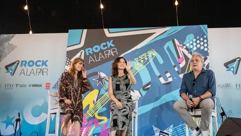 Momento de la presentaci&oacute;n del proyecto musical Rock A la Par