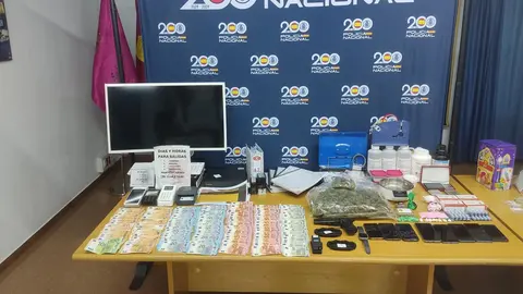 Efectos recogidos por la polic&iacute;a en los registros