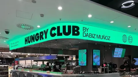 'The hungry Club'. as&iacute; es la fachada del restaurante de Dabiz Mu&ntilde;oz en la terminal 4 del aeropuerto Adolfo Su&aacute;rez-Madrid Barajas | Imagen: Dabiz Mu&ntilde;oz