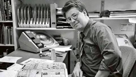 Stieg Larsson, periodista y esc ritor sueco, muri&oacute; a los 50 a&ntilde;os de un infarto de miocardio | Imagen: Linkedin