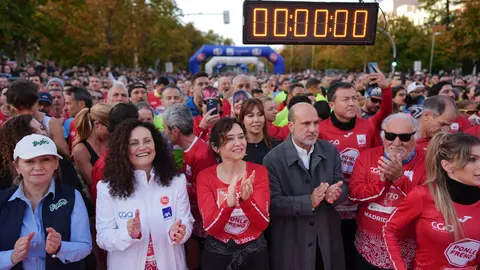 Isabel D&iacute;az Ayuso en la salida de la carrera solidaria Ponle Freno 2024 3n Madrid | CAM