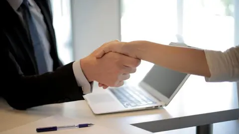 Quieren facilitar la comunicaci&oacute;n entre centros educativos y municipios | Archivo