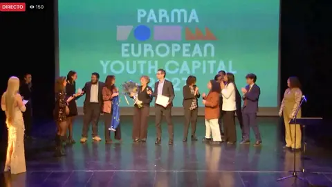 La delegaci&oacute;n de Parma (Italia) celebra su elecci&oacute;n en Gante como Capital Europea de la Juventud 2027