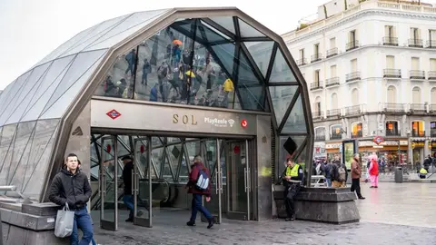 Estaci&oacute;n de cercan&iacute;as en Sol (Madrid) Foto: iStock